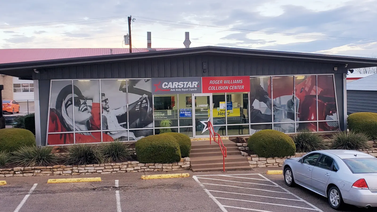 CARSTAR Roger Williams Collision Repair Center in Weatherford, TX